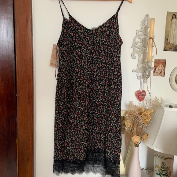 California moonrise Floral Slip Dress NWT - Picture 4 of 5